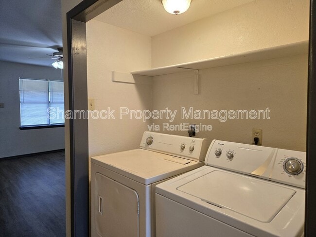 Building Photo - 1226 Baylor Ave