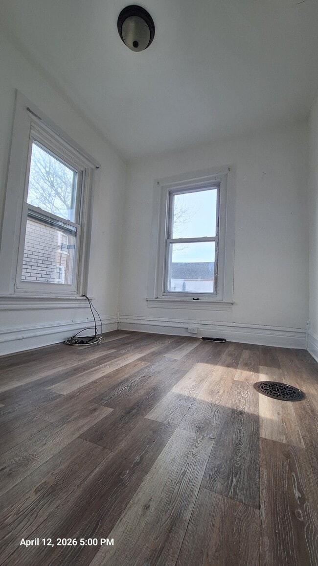 Foto del edificio - 925 1/2 Liberty St