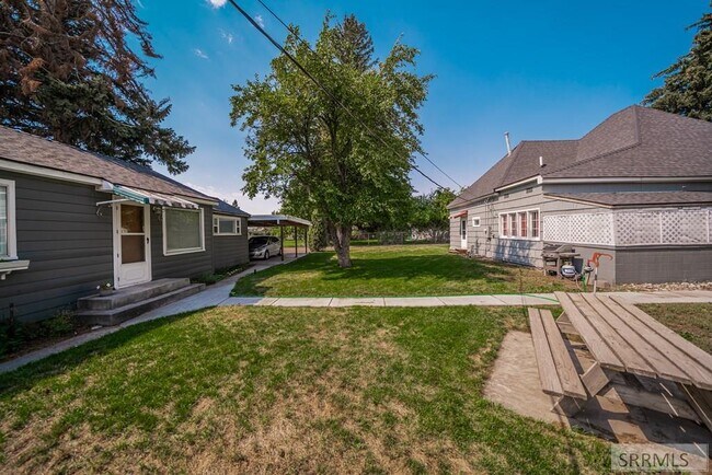 Foto del edificio - 2910 E Lincoln Rd