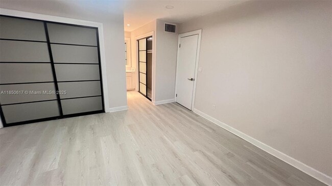 Building Photo - 6855 Edgewater Dr