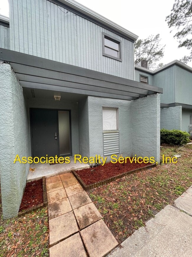 Building Photo - 611 SW 75th St