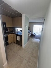 Building Photo - 2900 NE 30th St