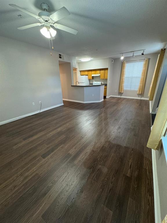 Building Photo - 5957 Westgate Dr