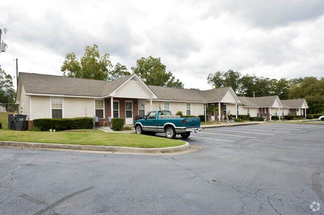 Building Photo - Brook Point Apartments