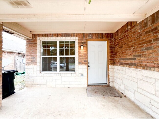 Foto del edificio - 1213 Cinch Dr