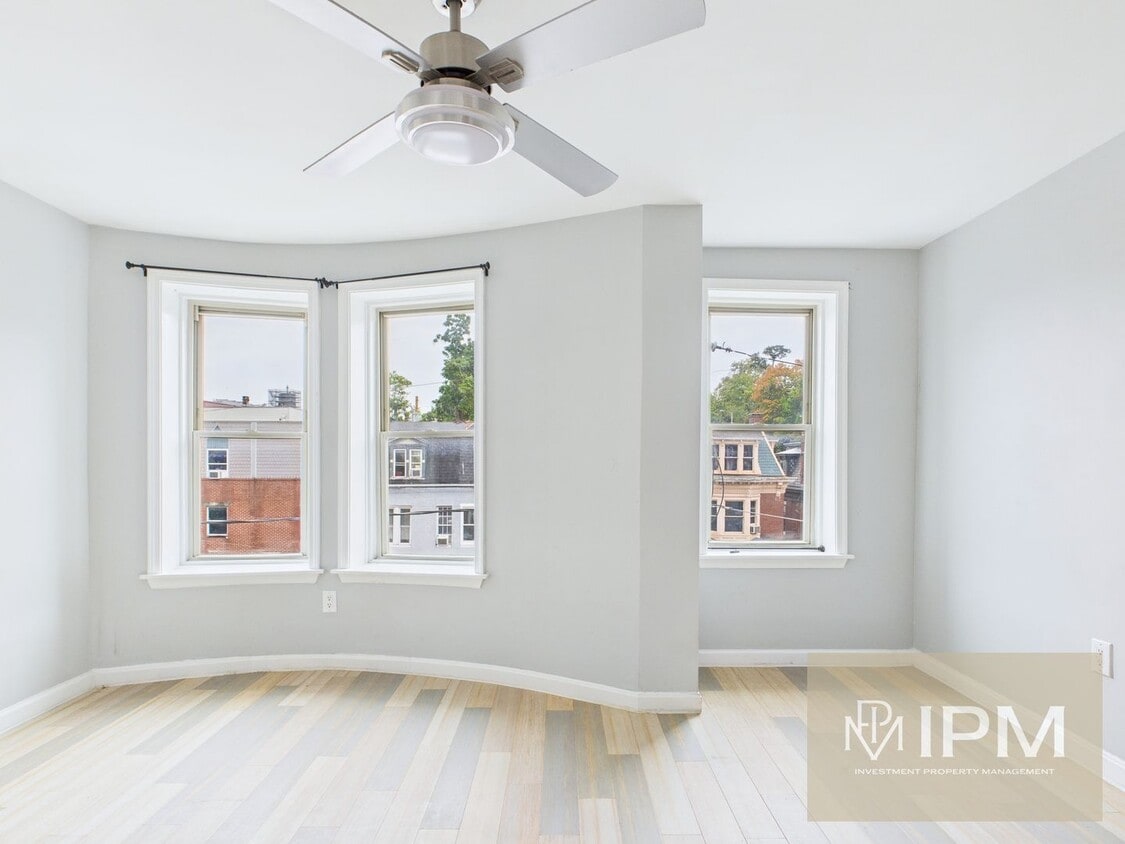 Primary Photo - 1228 Market St