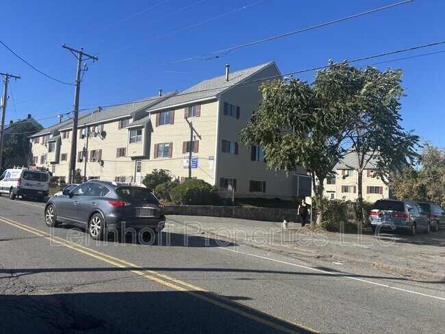 Foto del edificio - 871-871 Middlesex St