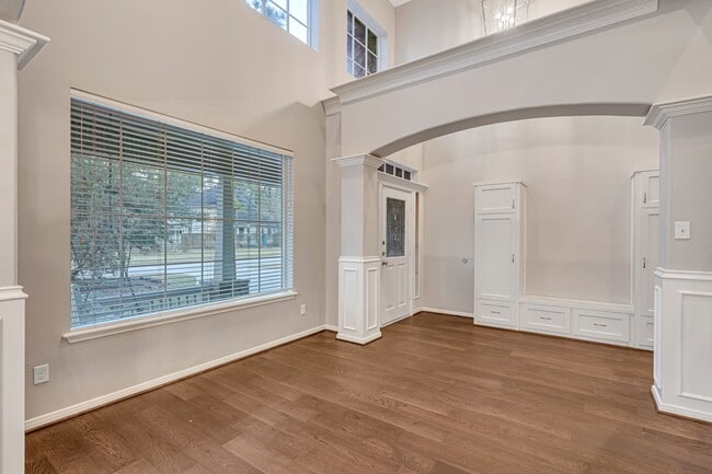 Foto del edificio - 199 Maple Path Pl