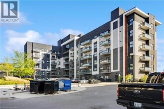 Building Photo - 102 Grovewood Common