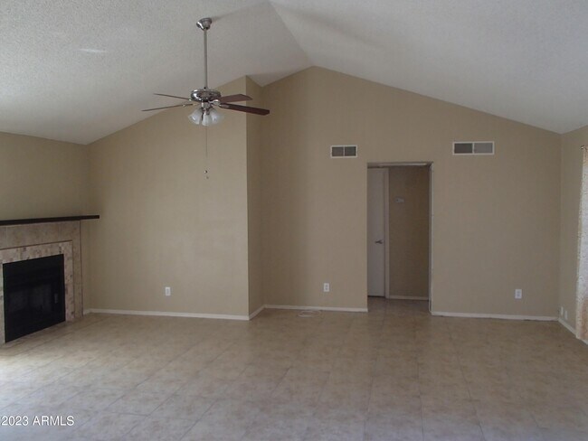 Building Photo - 4631 W Kimberly Way
