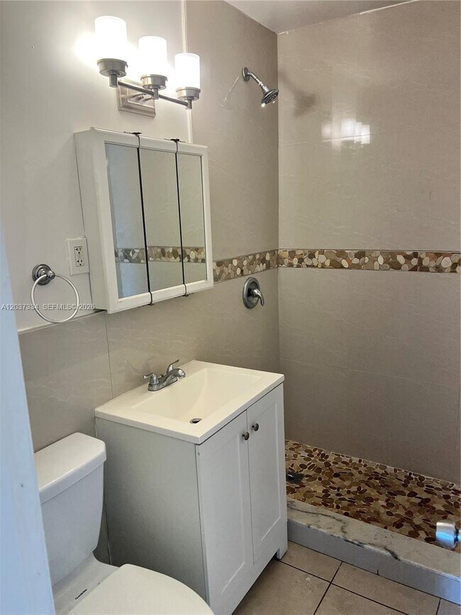 Foto del edificio - 2910 NW 92nd St