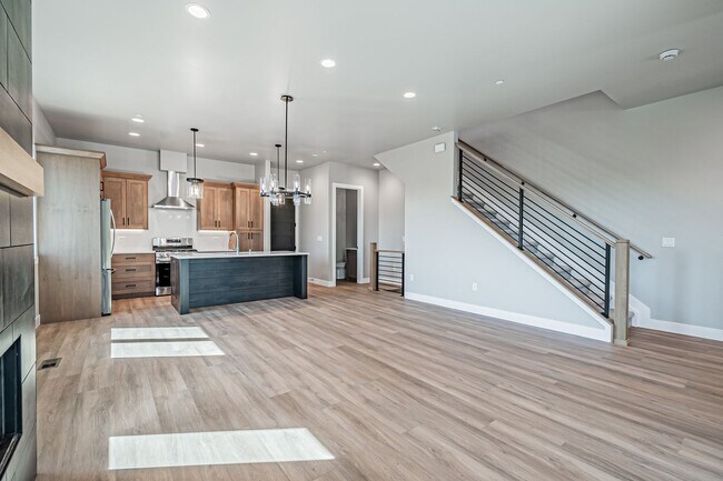 Building Photo - LUX 4BD, 4BA New Build Home in Golden with...