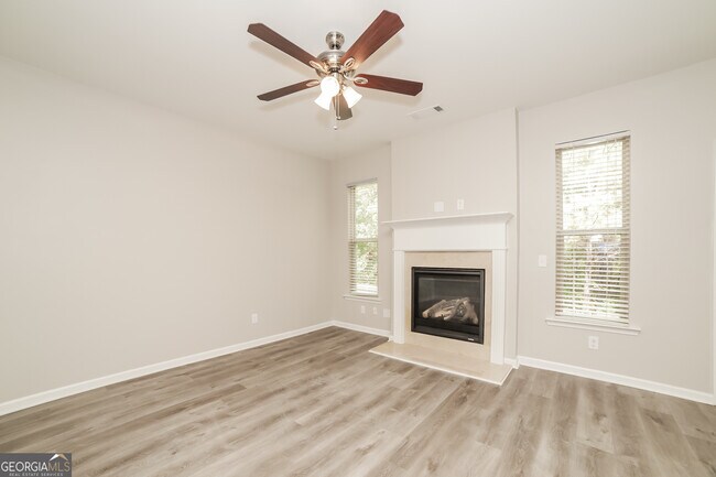 Building Photo - 9351 Opal Dr