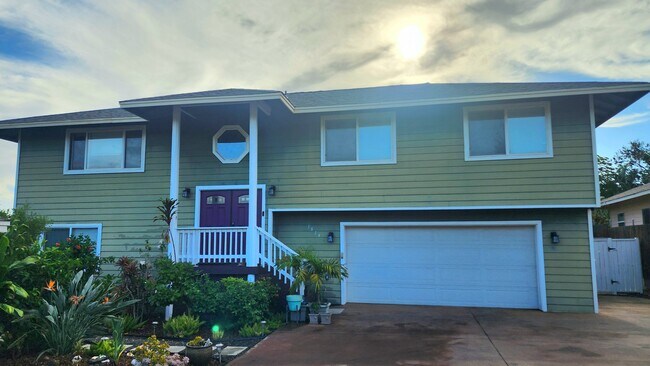 Building Photo - 1874 Kaahele Pl