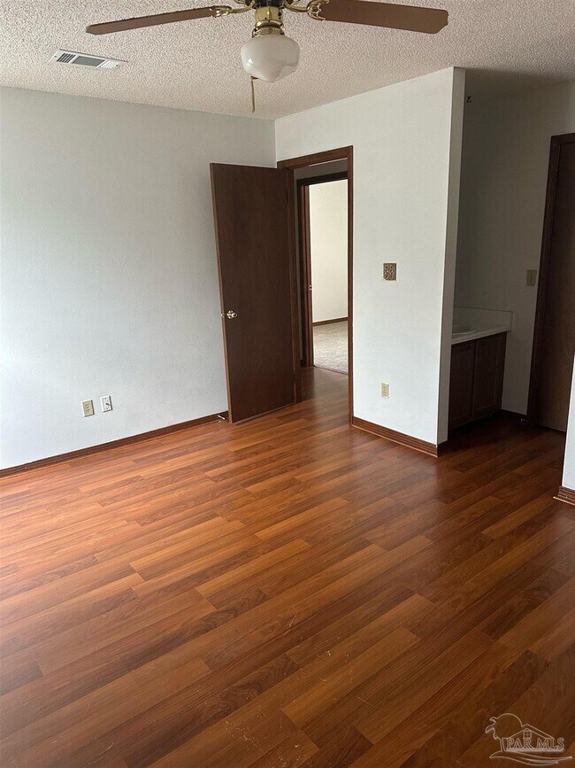 Foto del edificio - 2736 Chicago Ct