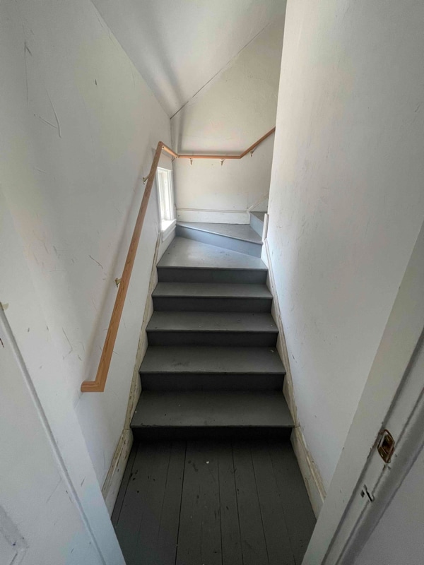 Building Photo - 48 Hall St