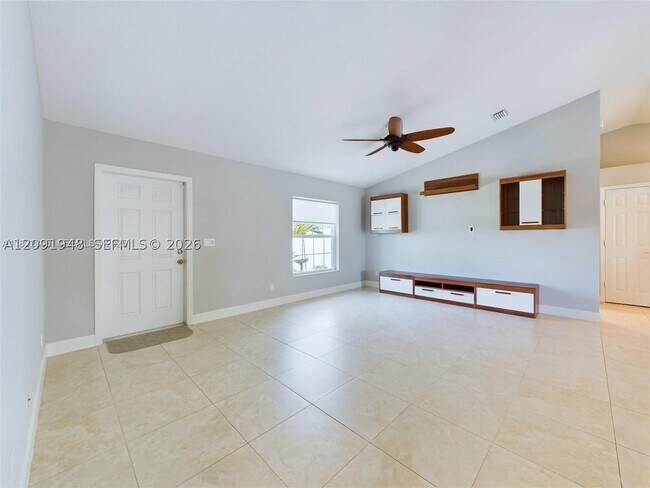 Foto del edificio - 1557 SW Aledo Ln