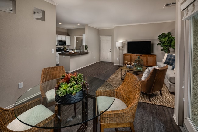 Photo - Castlerock Apartments