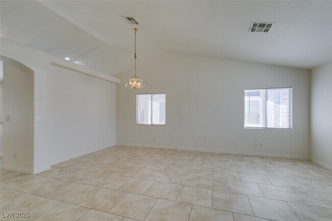 Foto del edificio - 2510 Roaring Lion Ave