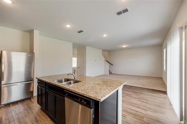 Building Photo - 713 Peach Tree Ln
