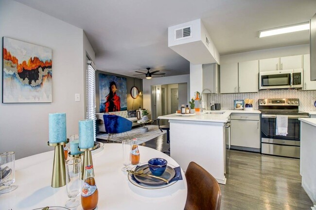 NOAH Apartments - Apartments in San Antonio, TX | Apartments.com