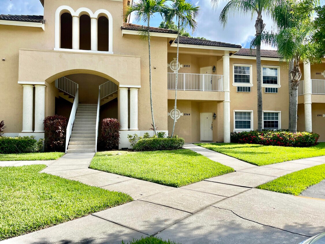 8944 Sandshot Ct Unit Side A, Port Saint Lucie, FL 34986 Condo for
