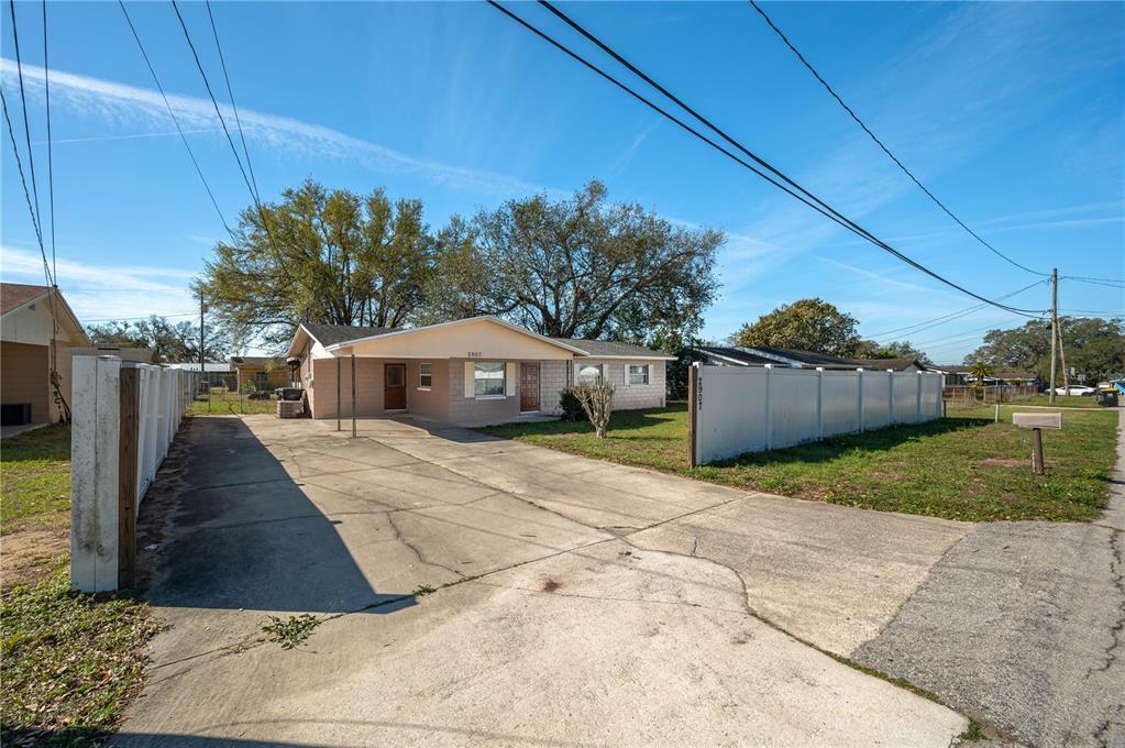 Foto principal - 2907 Wheeler St