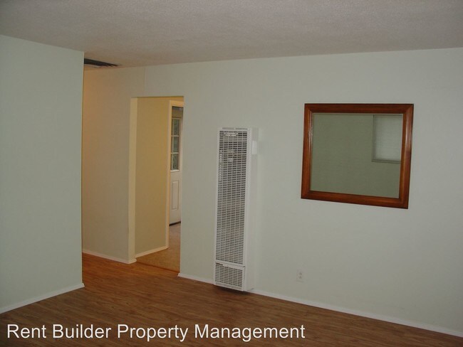 Building Photo - 3 br, 1 bath House - 244 Espejo St. NE
