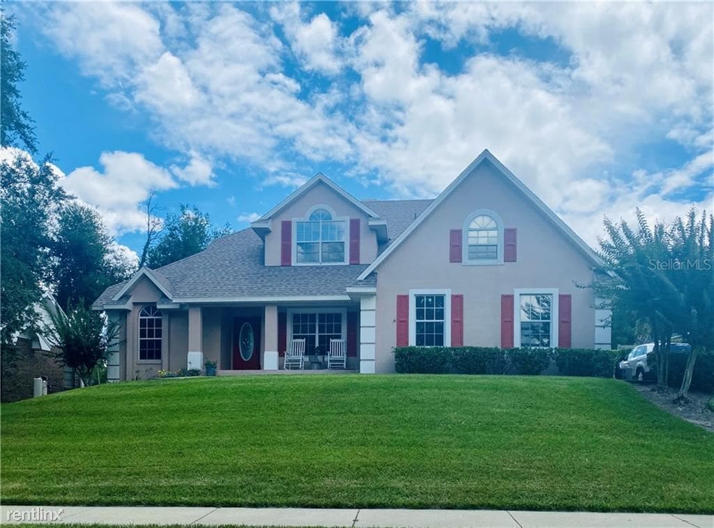 Primary Photo - 4 br, 2 bath House - 2375 Lakeview Ave