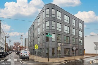 Building Photo - 2400 Frankford Ave