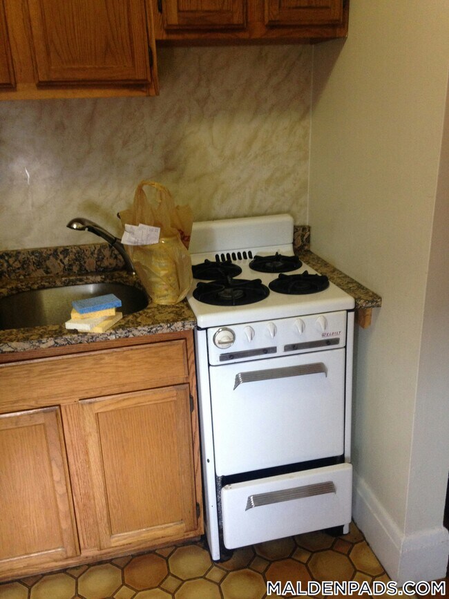 Foto del edificio - 349 Pleasant St