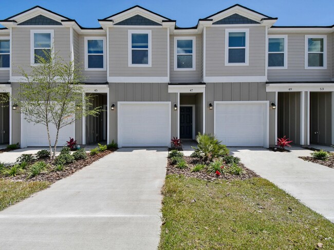 Building Photo - 65 Pamplona Dr