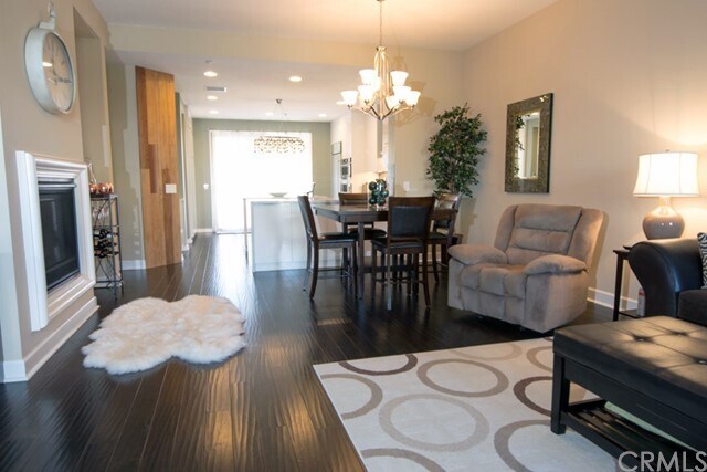 Building Photo - 69 Vantis Dr