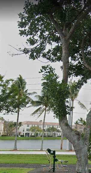 Foto del edificio - 705 SW 148th Ave
