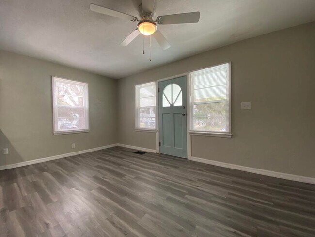 Foto del edificio - Daytona Beachside Charmer