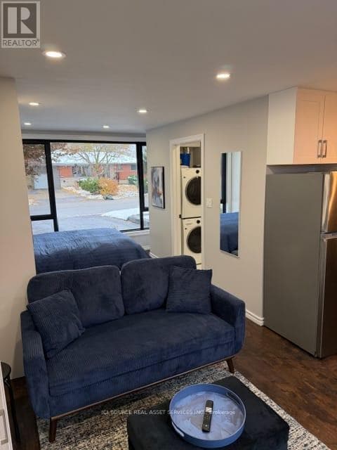 Building Photo - 44 Patterson Ave