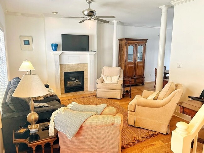 Photo - 951 Frontage Rd Townhome