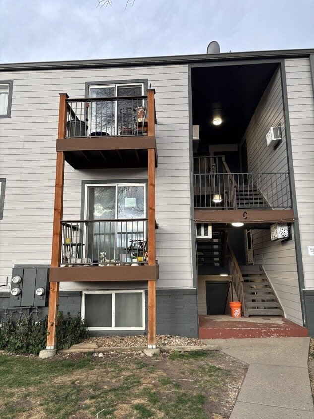 Photo - 16259 W 10th Ave (Golden, CO)