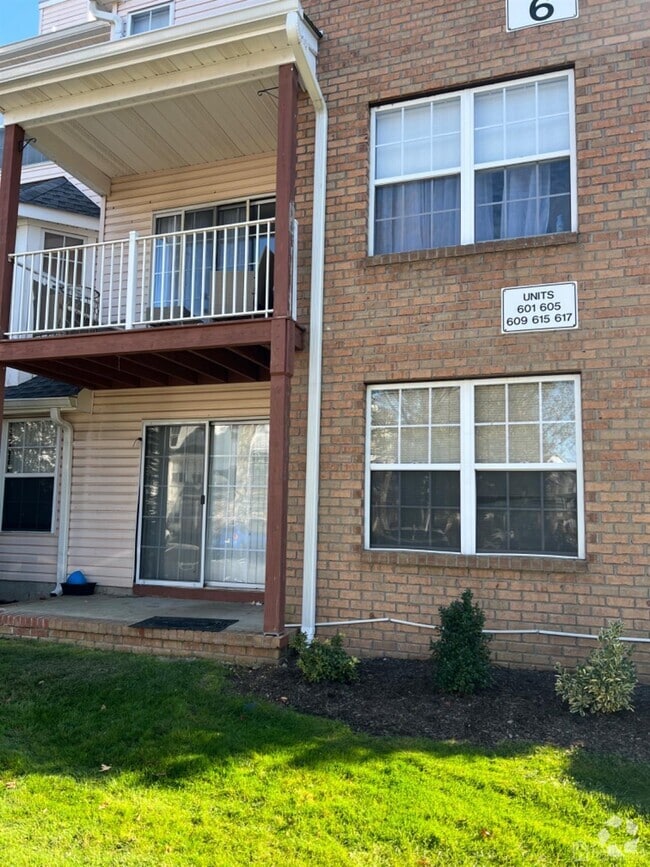 Apartamentos de renta en Renaissance Village North Brunswick, NJ