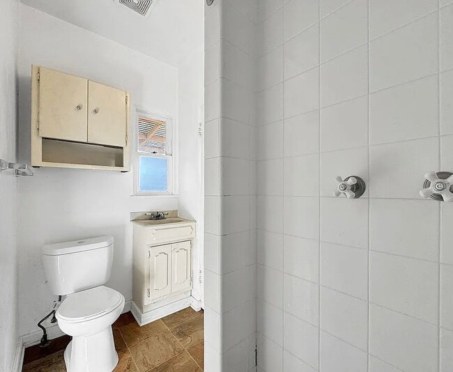 Foto del edificio - 844 25th St