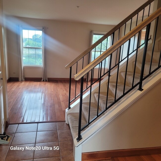 Building Photo - 1431 Orleans Dr