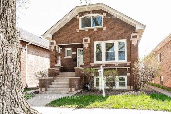 Foto del edificio - 2423 Wesley Ave