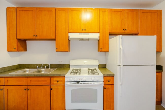 Foto del edificio - 5104 W 18th St