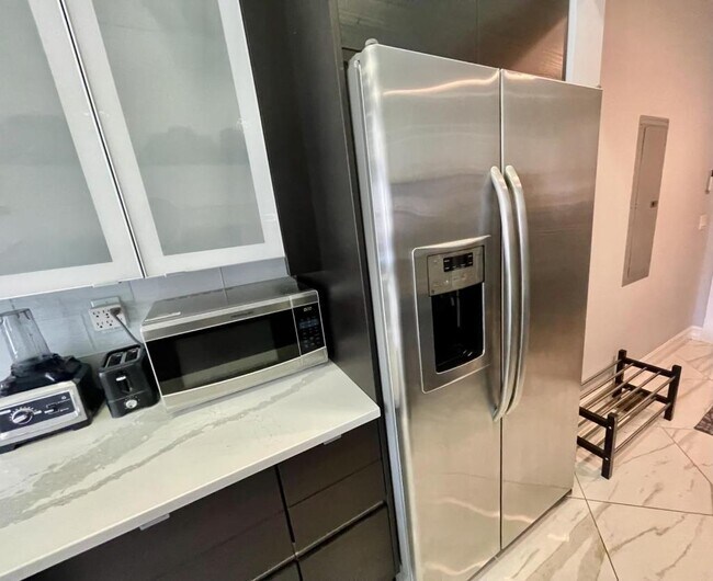 Foto del edificio - 505 Silver Beach Ave