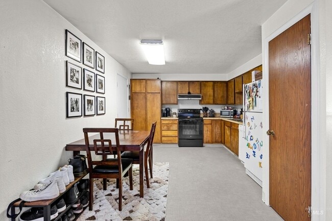 Foto del edificio - 10543 W Poppy St