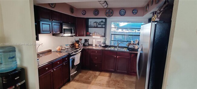 Foto del edificio - 11105 SW 132nd Ct