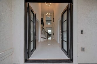 Building Photo - 18311 Licola Mdw Ln