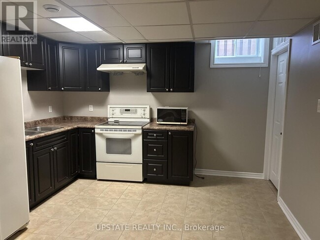 Building Photo - 135 Via Carmine Ave