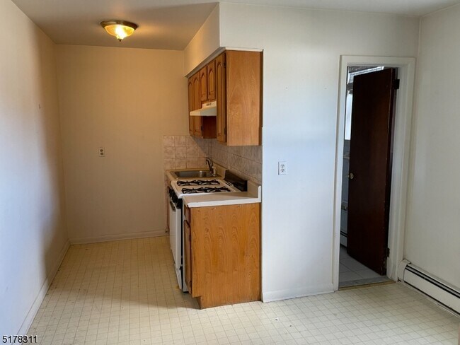 Foto del edificio - 121 Harrison St