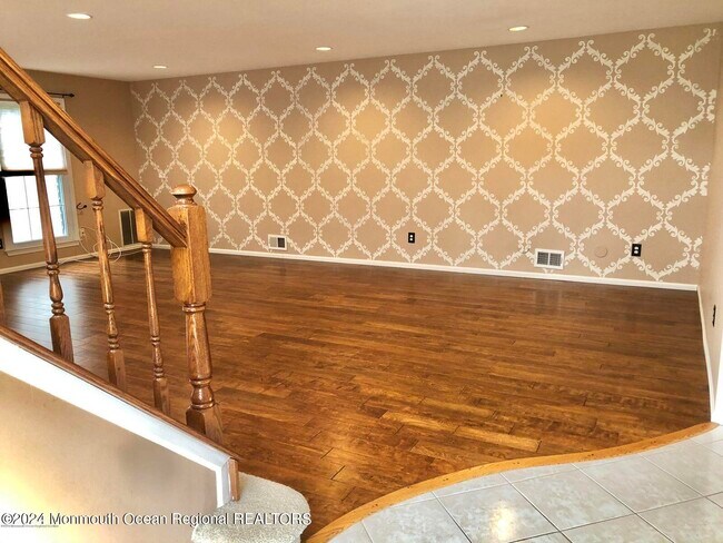 Building Photo - 274 Sugar Maple Ct